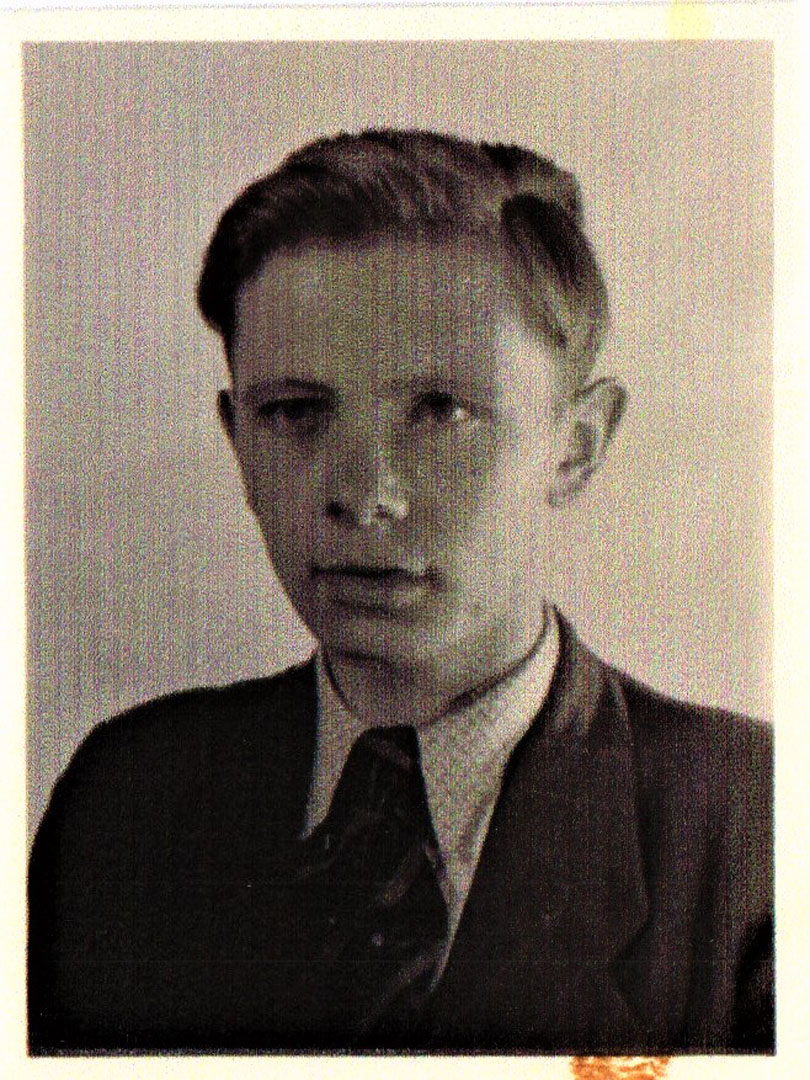 Johannes Oesterhelt, 1947.
